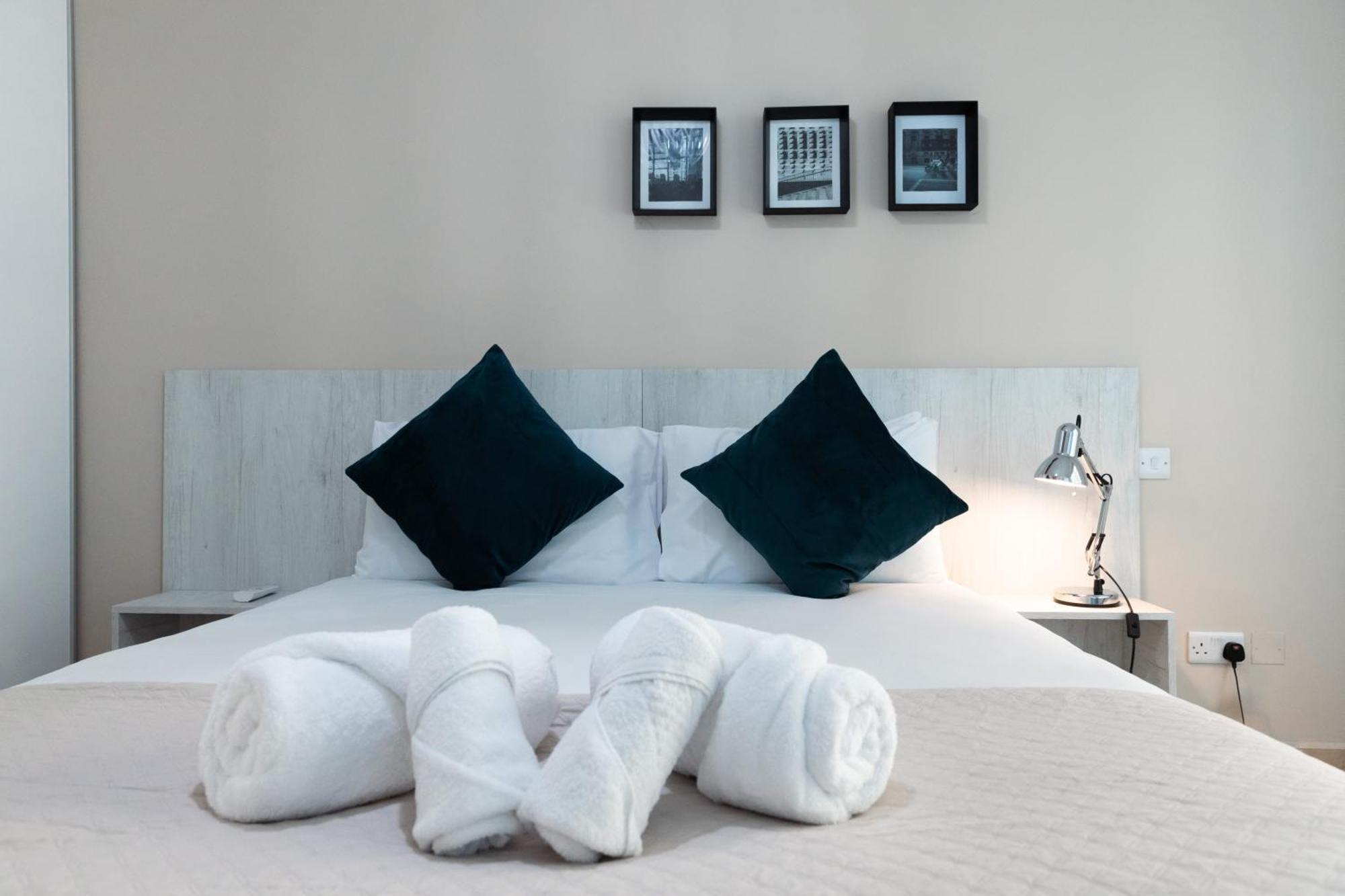 Luxury Seafront 3Br With Pool By Arcobnb Sliema Exterior photo