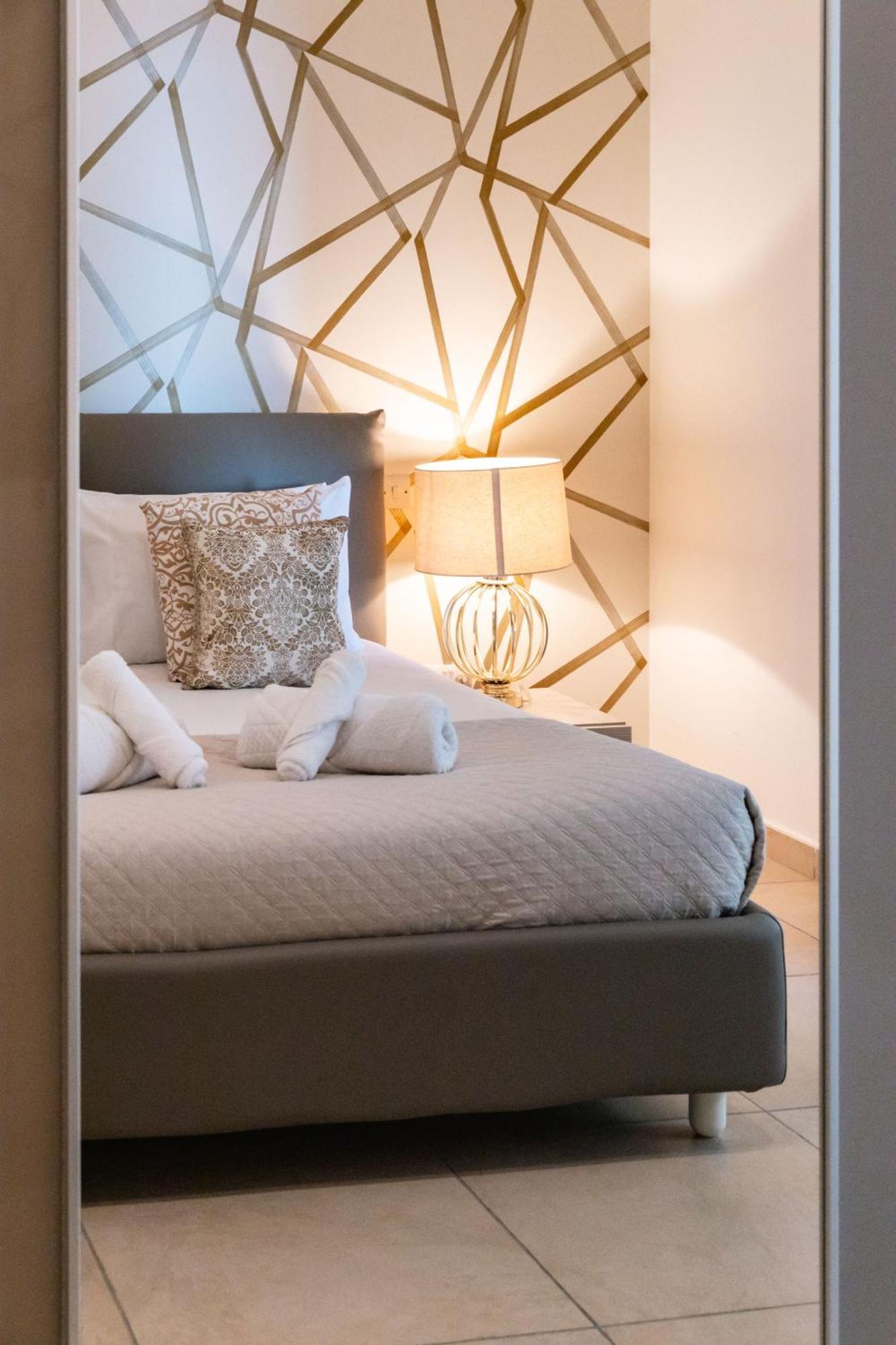 Luxury Seafront 3Br With Pool By Arcobnb Sliema Exterior photo