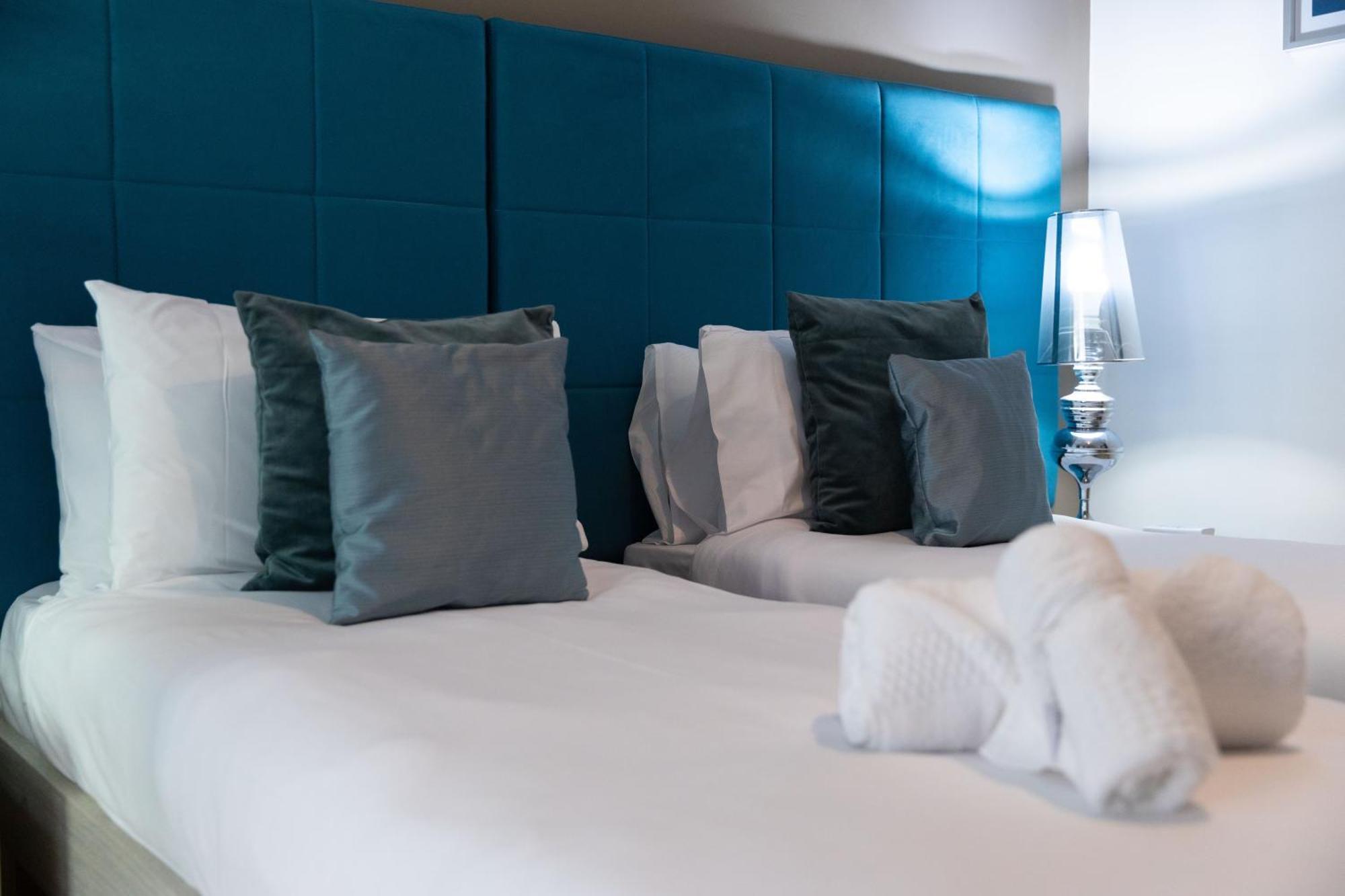 Luxury Seafront 3Br With Pool By Arcobnb Sliema Exterior photo