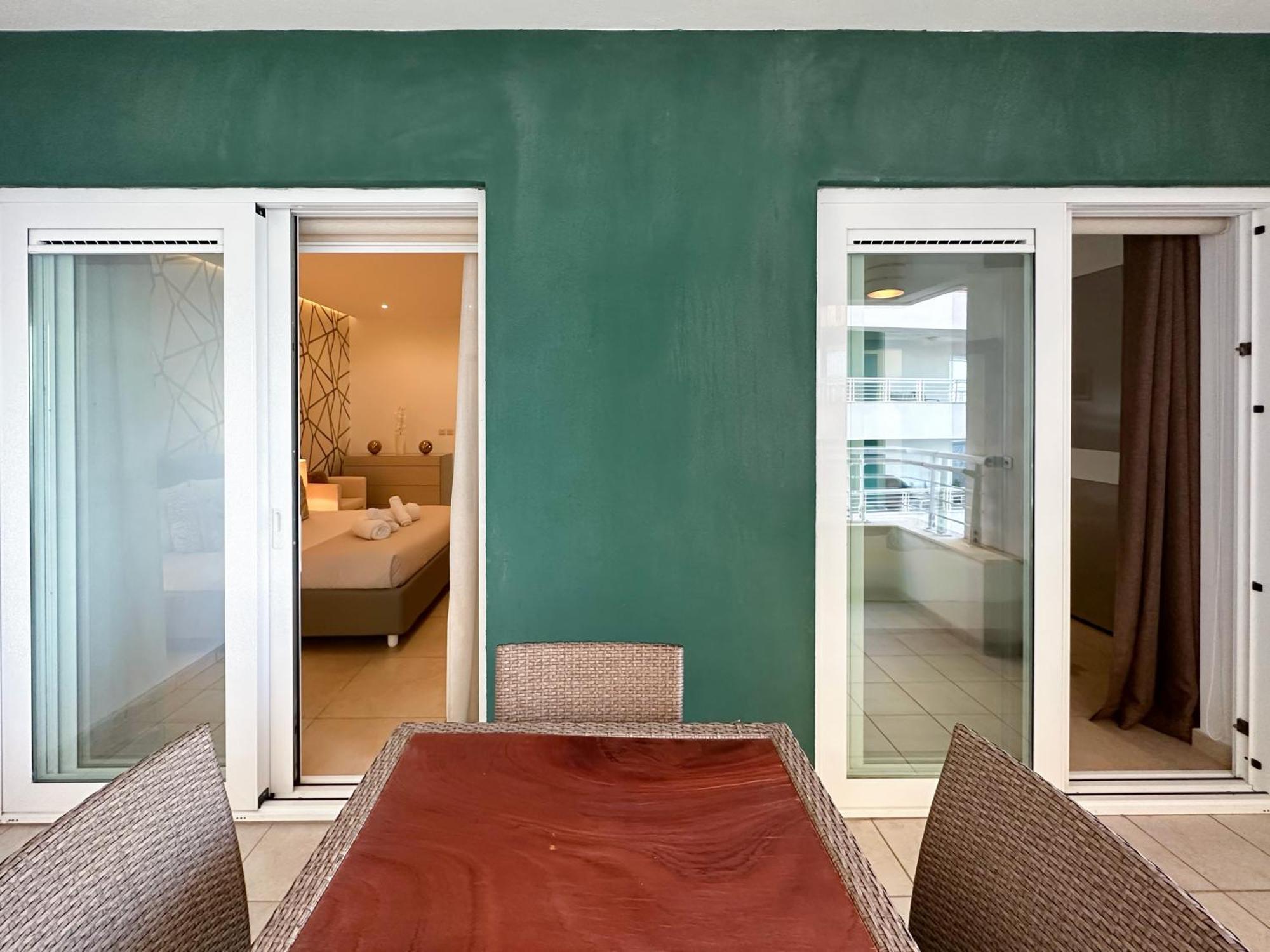 Luxury Seafront 3Br With Pool By Arcobnb Sliema Exterior photo