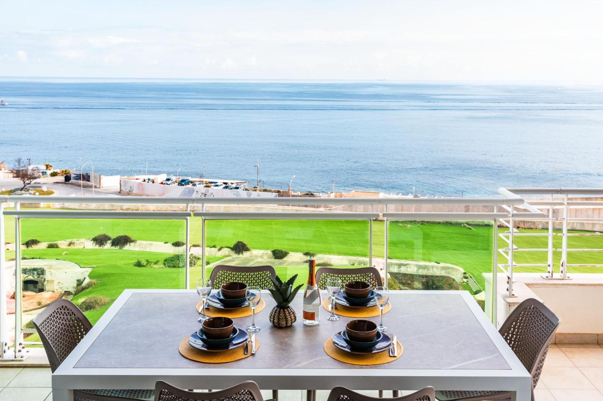 Luxury Seafront 3Br With Pool By Arcobnb Sliema Exterior photo